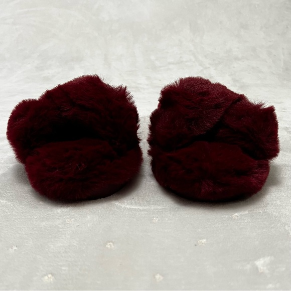 Steve Madden Fur Slip On - Picture 3 of 11